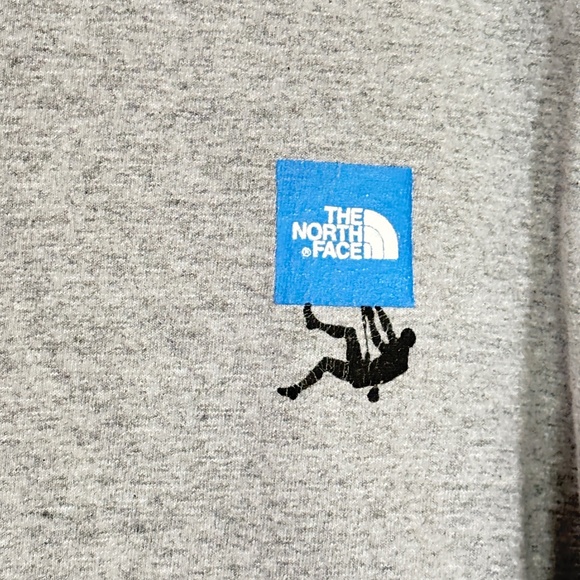 The North Face, s/s tee shirt, crew neck, heather gray, men's size XXL - Picture 2 of 5